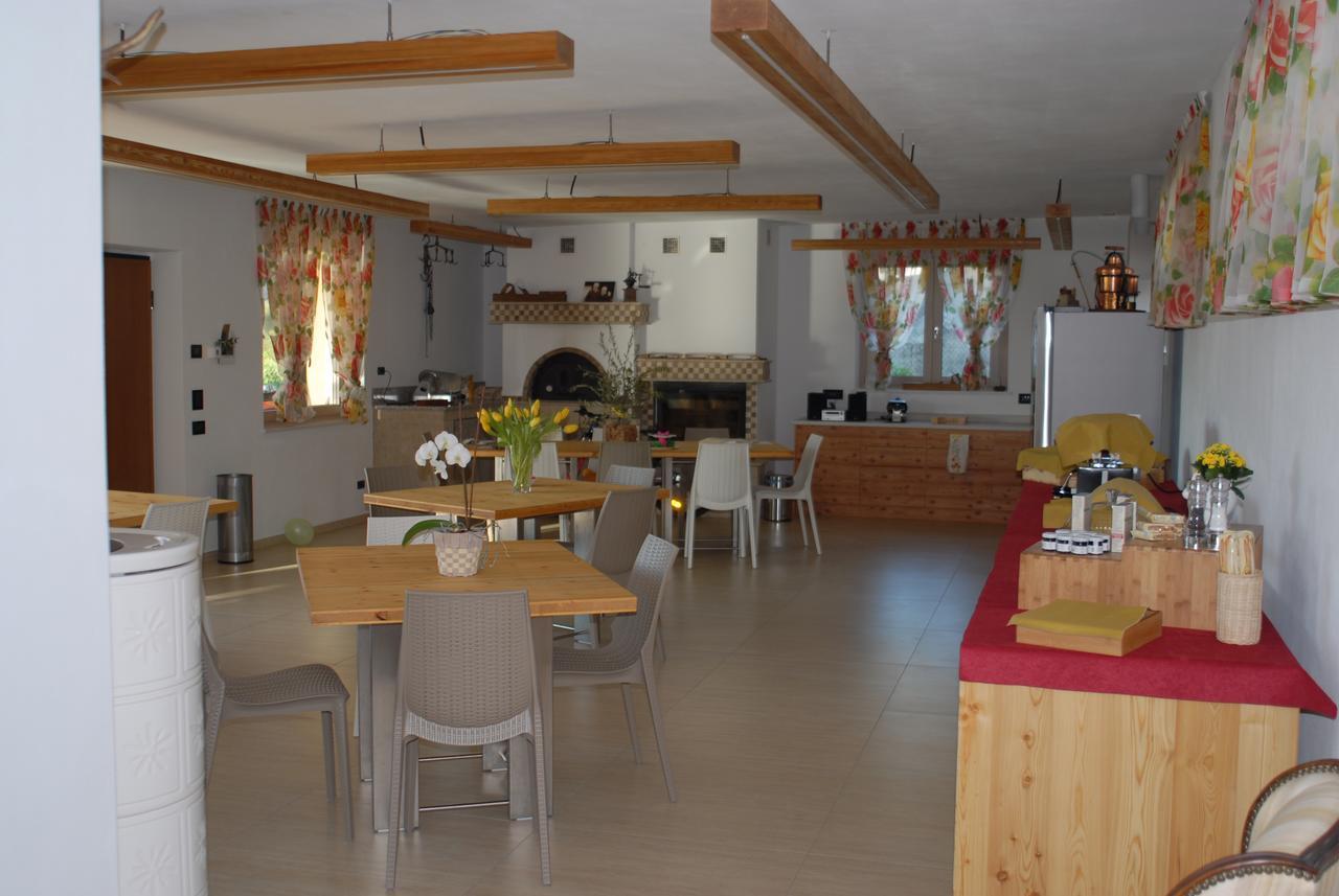 B&B Alciliegio Casnate Con Bernate Eksteriør billede