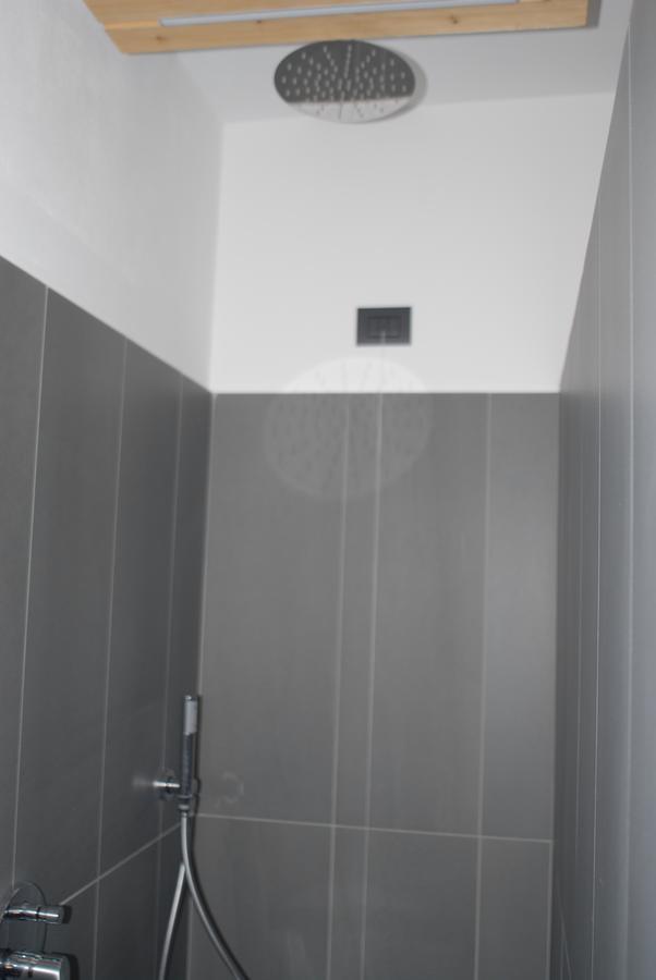B&B Alciliegio Casnate Con Bernate Eksteriør billede